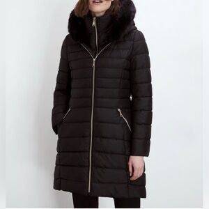Tahari black long line hooded quilted women’s puffer jacket Large faux fur hood